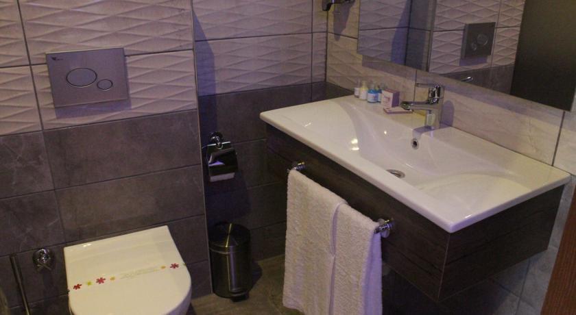 Vera Hotel Bandırma エクステリア 写真